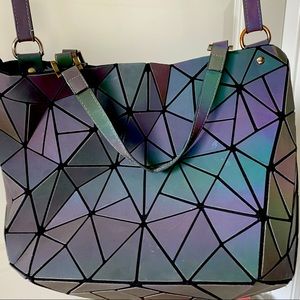 Women’s Geometric Color Changing Purse